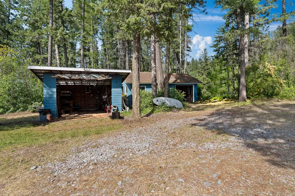 338 Flathead Lodge Road Bigfork MT 59911