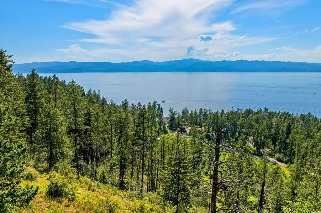 338 Flathead Lodge Road Bigfork MT 59911