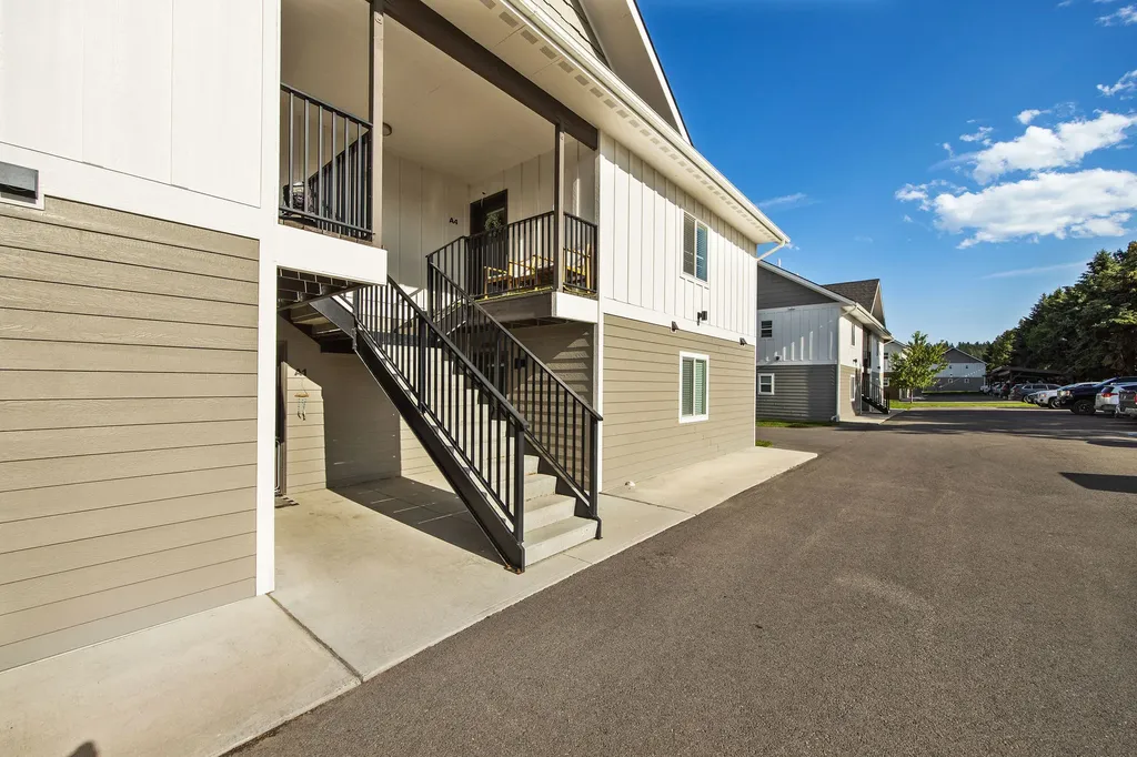 138 Jewel Basin Court Bigfork MT 59911