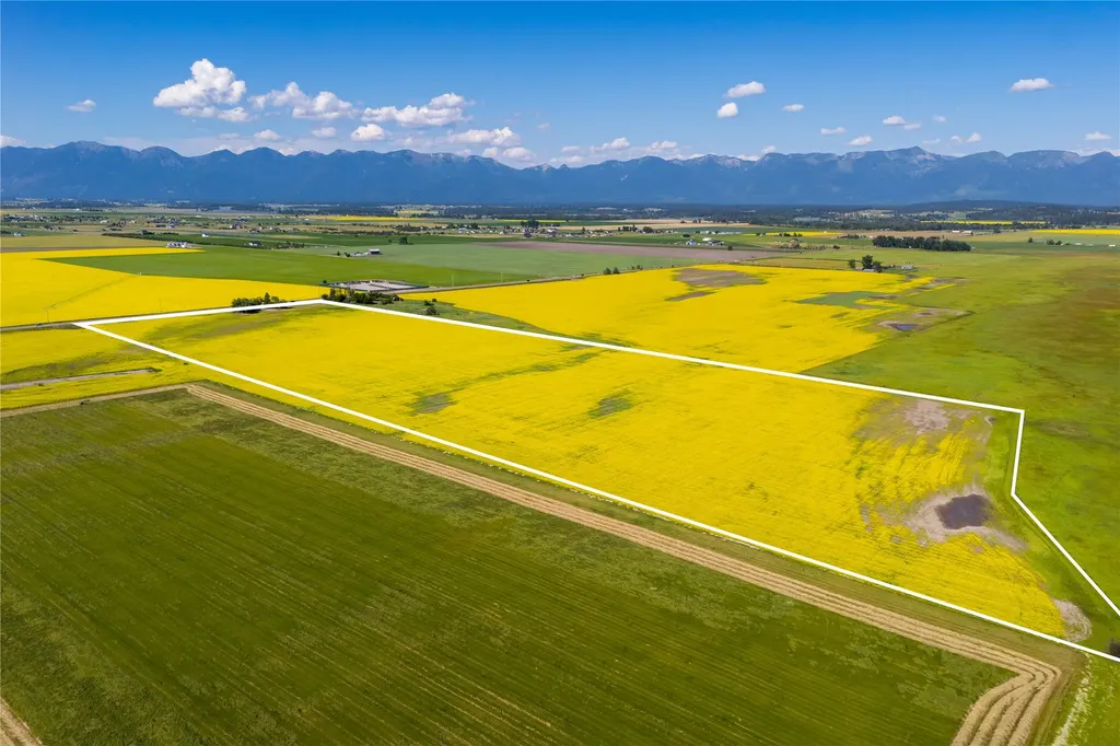 1000 Mt Highway 82 Somers MT 59932