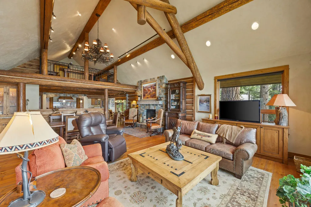 13471 Albright Lane Bigfork MT 59911