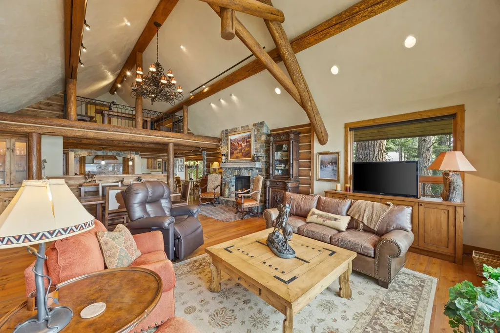 13471 Albright Lane Bigfork MT 59911