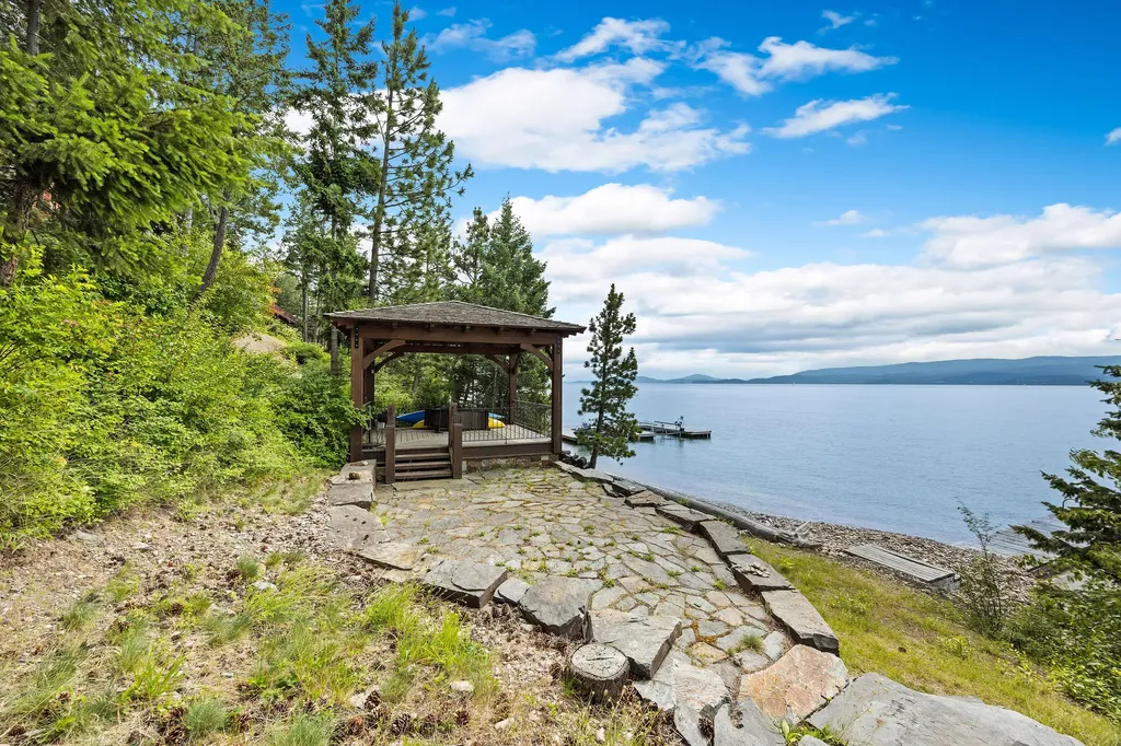 13471 Albright Lane Bigfork MT 59911