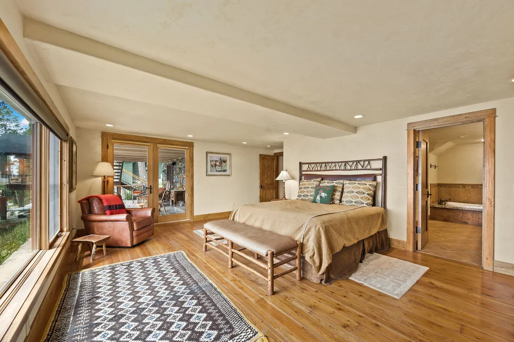 13471 Albright Lane Bigfork MT 59911