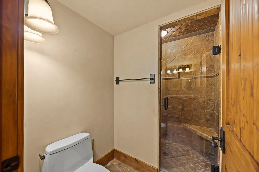 13471 Albright Lane Bigfork MT 59911