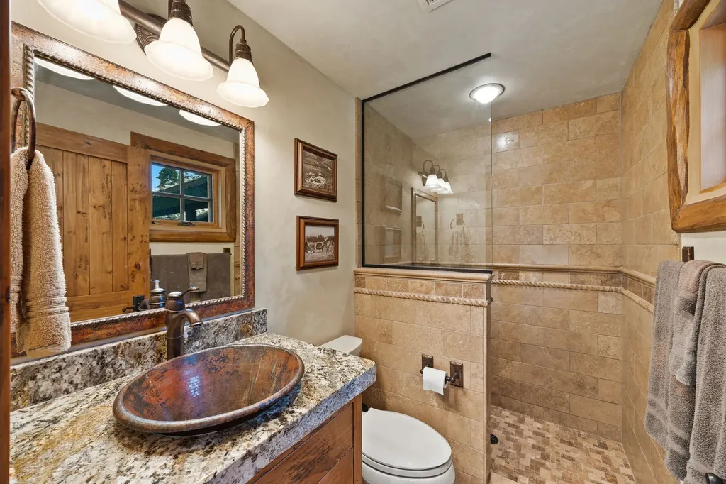 13471 Albright Lane Bigfork MT 59911
