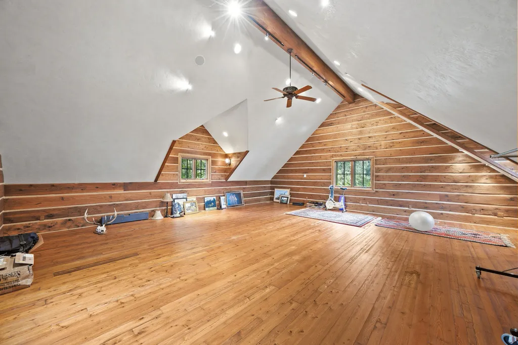 13471 Albright Lane Bigfork MT 59911