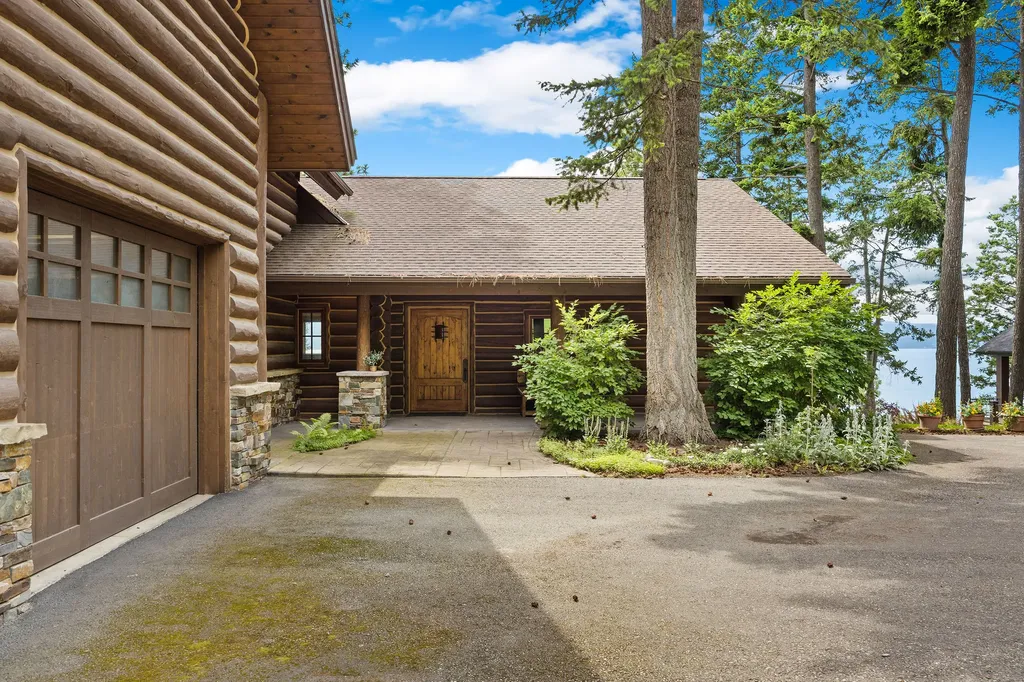 13471 Albright Lane Bigfork MT 59911