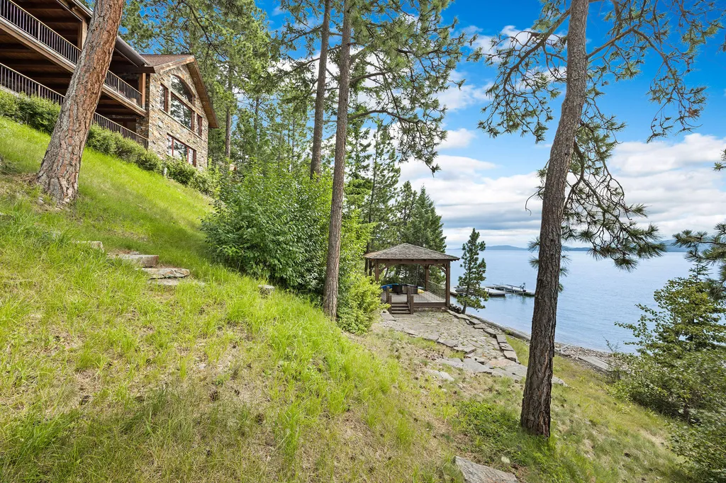 13471 Albright Lane Bigfork MT 59911