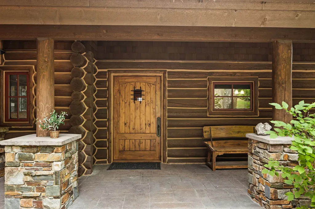 13471 Albright Lane Bigfork MT 59911