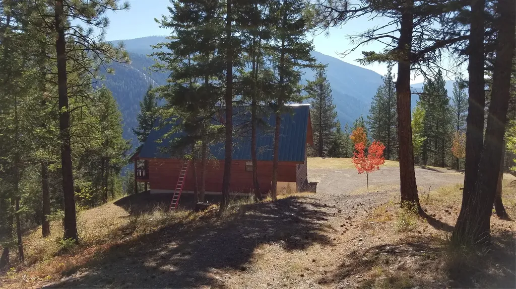 2200 Petty Creek Road Alberton MT 59820