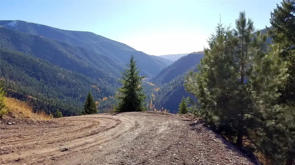 2200 Petty Creek Road Alberton MT 59820