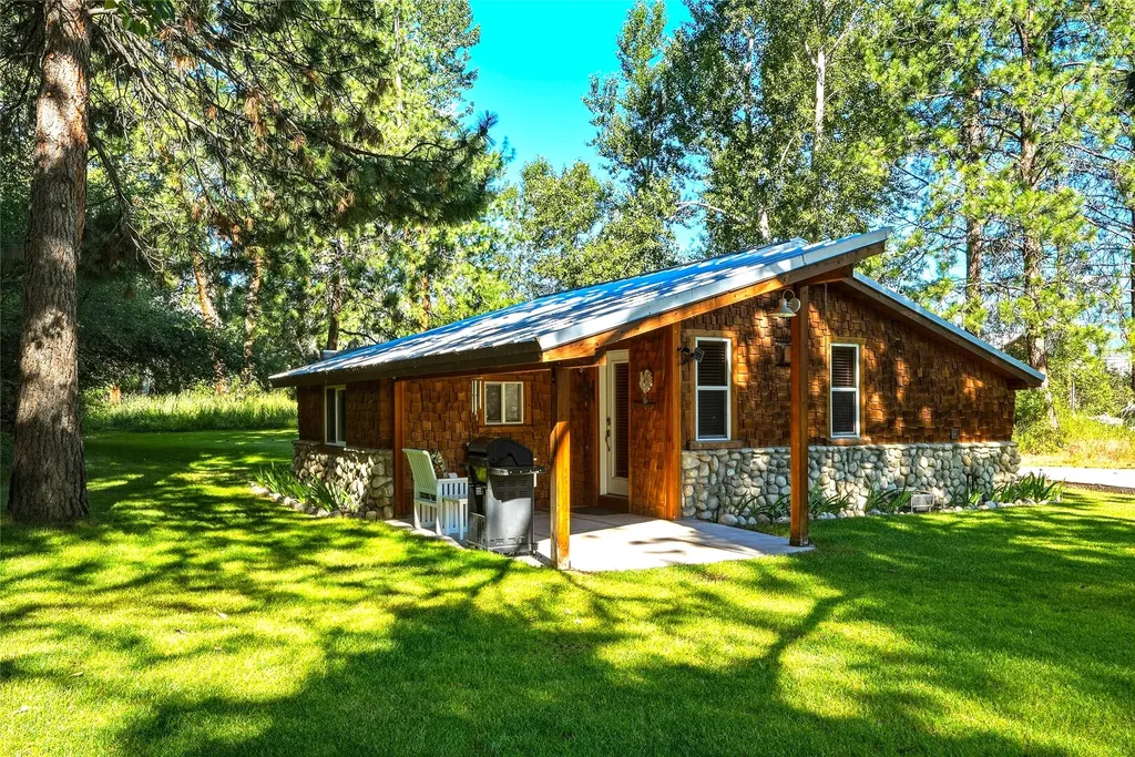 2291 Meridian Road Victor MT 59875