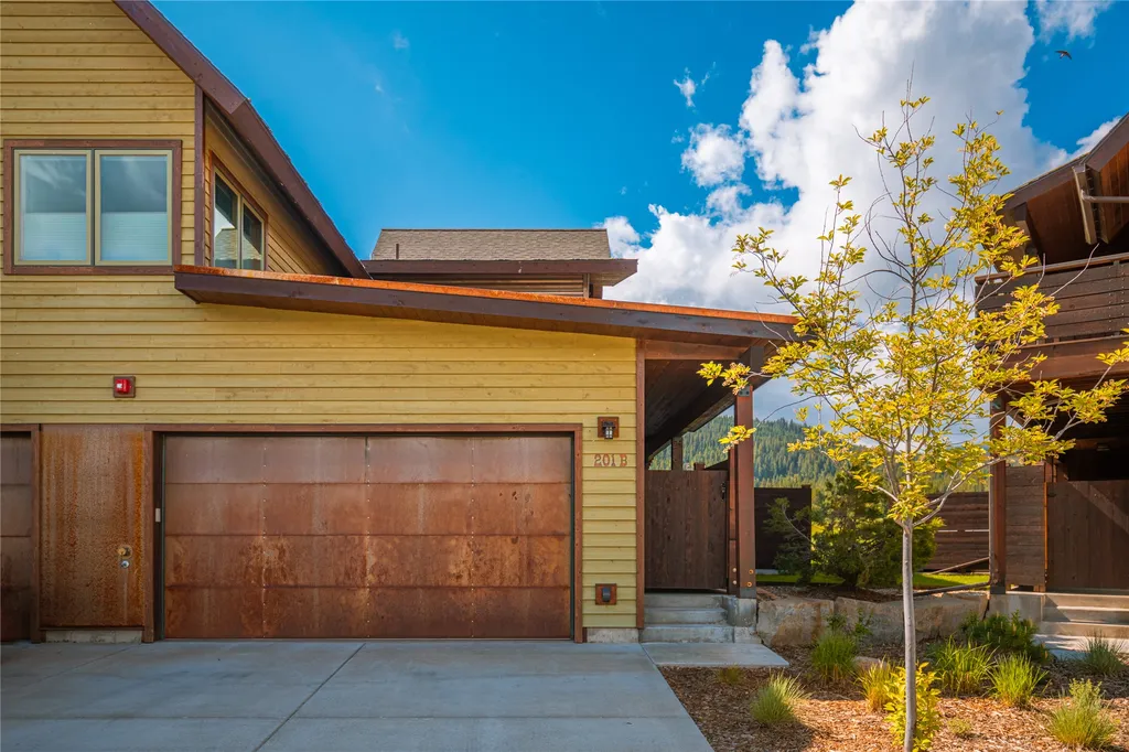 201 B Pheasant Tail Lane Big Sky MT 59716
