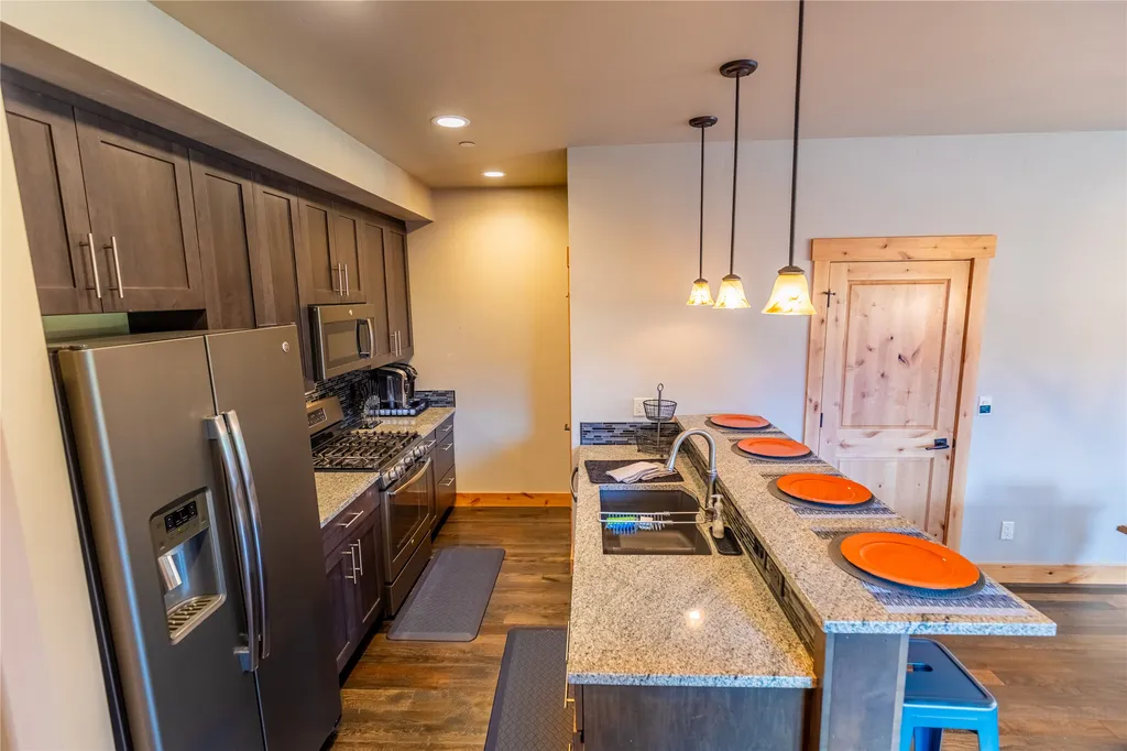 201 B Pheasant Tail Lane Big Sky MT 59716