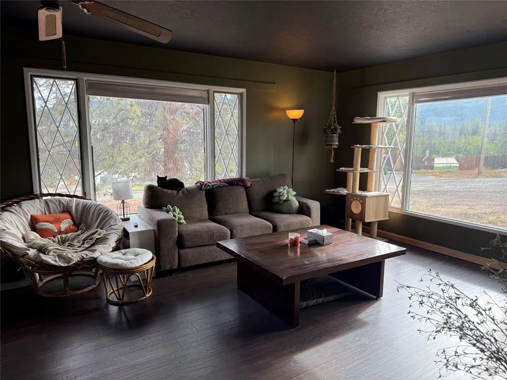 614 2nd Avenue N Hot Springs MT 59845