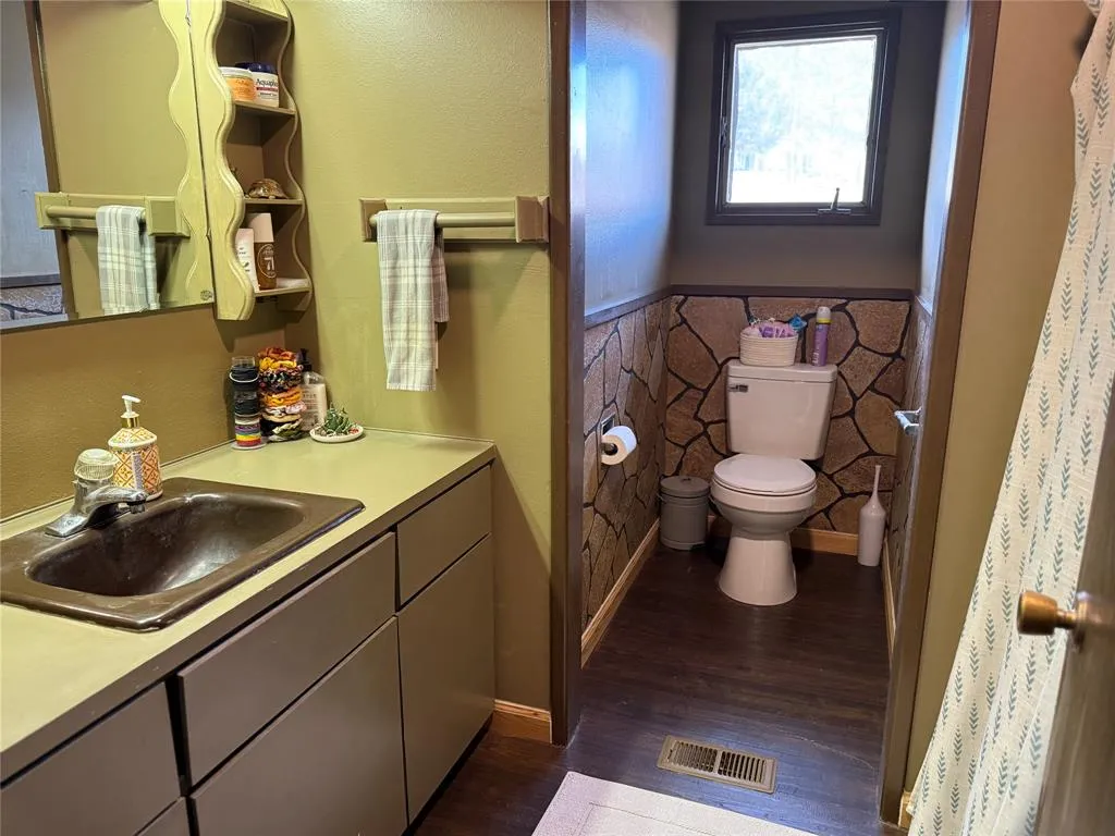 614 2nd Avenue N Hot Springs MT 59845