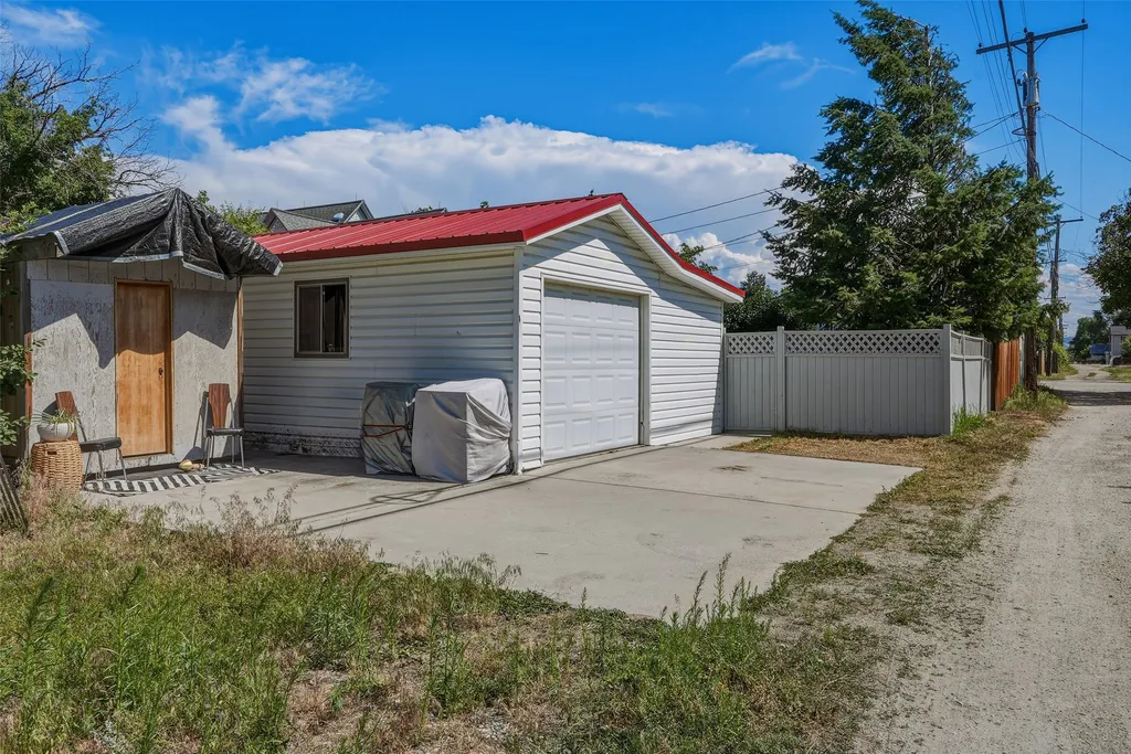 705 N 4th Street Hamilton MT 59840