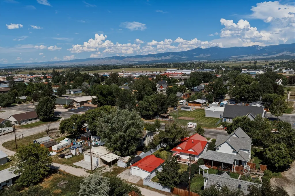 705 N 4th Street Hamilton MT 59840