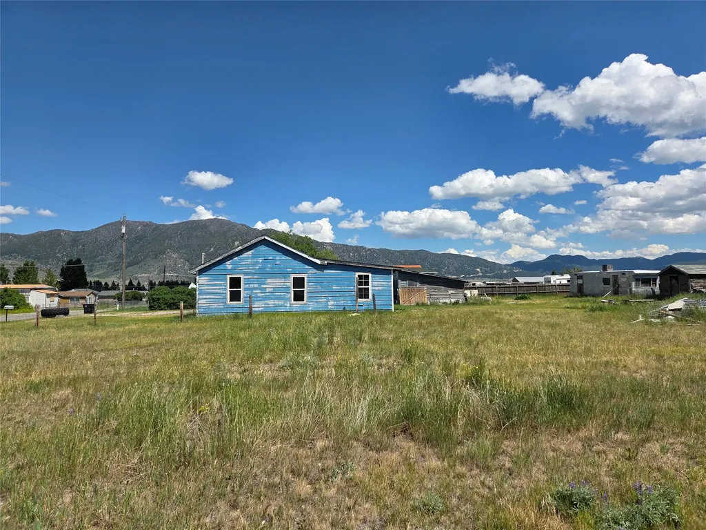 1440 Water Line Road Butte MT 59701