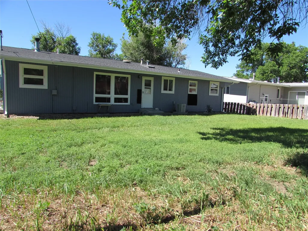 1405 10th Avenue NW Great Falls MT 59404