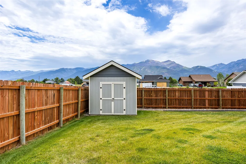 3587 Trading Post Lane Stevensville MT 59870