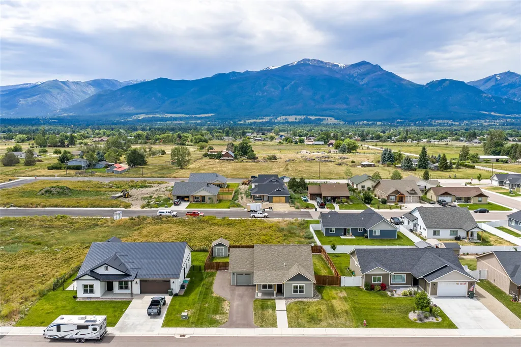 3587 Trading Post Lane Stevensville MT 59870