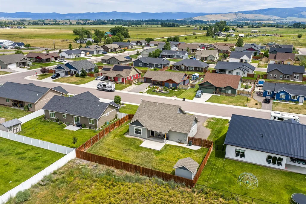 3587 Trading Post Lane Stevensville MT 59870