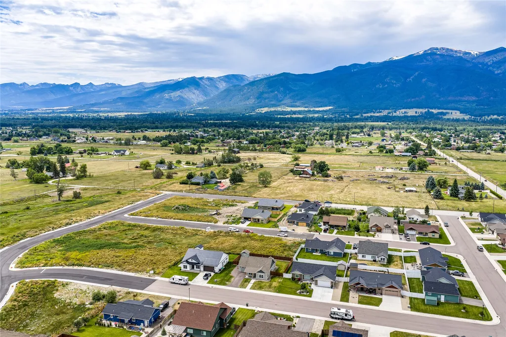 3587 Trading Post Lane Stevensville MT 59870