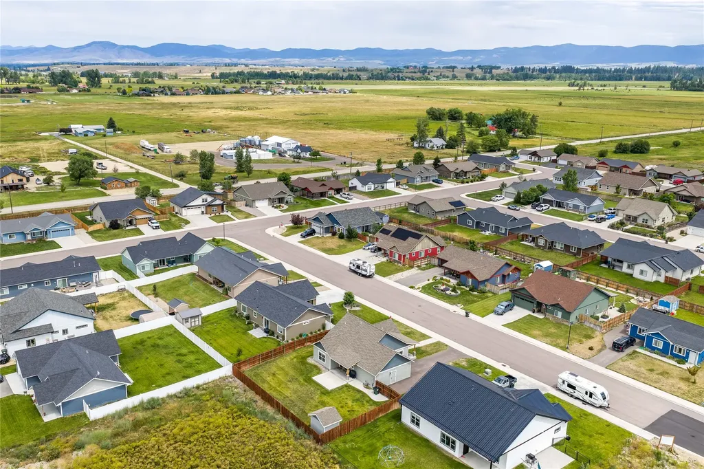 3587 Trading Post Lane Stevensville MT 59870