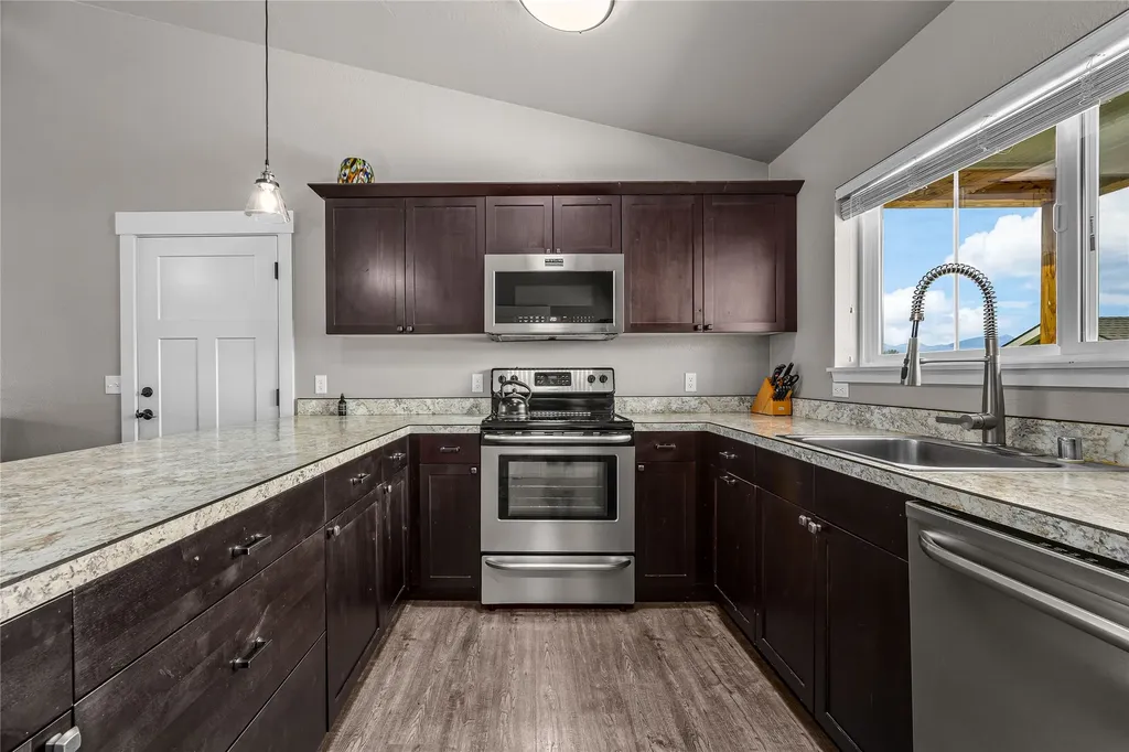3587 Trading Post Lane Stevensville MT 59870