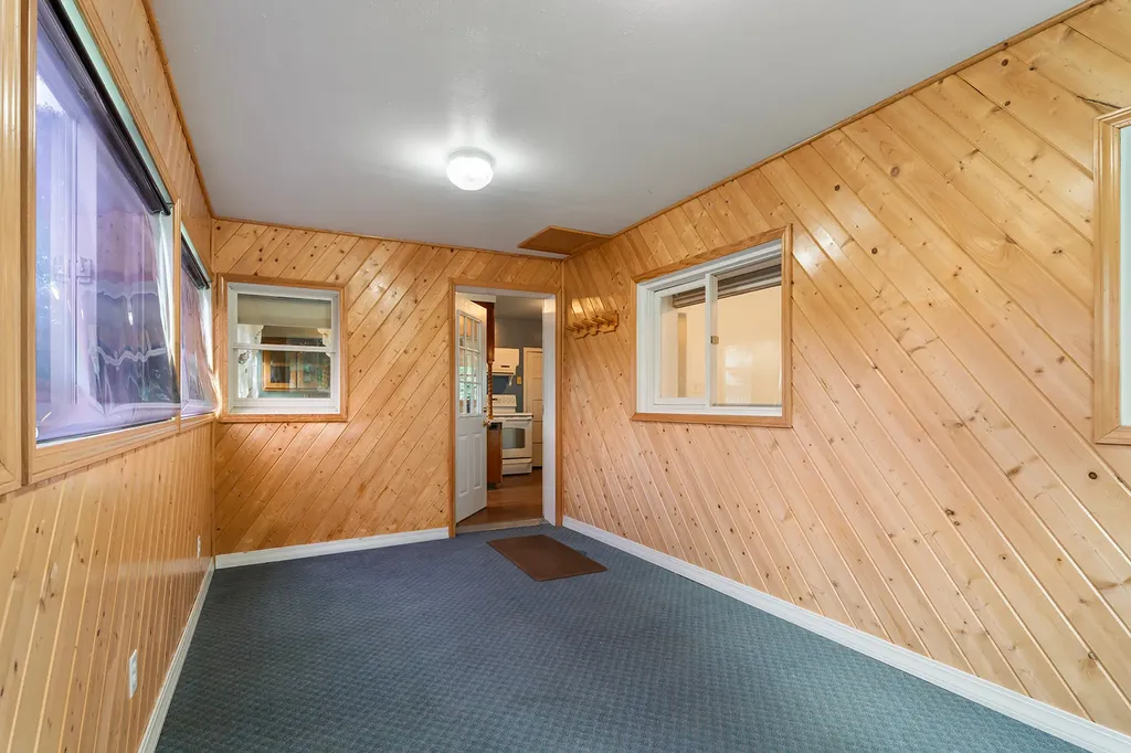 317 S Cleveland Street Boulder MT 59632