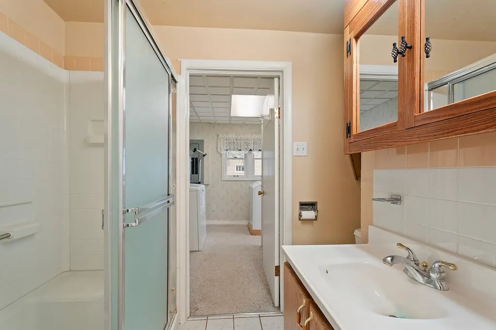 317 S Cleveland Street Boulder MT 59632