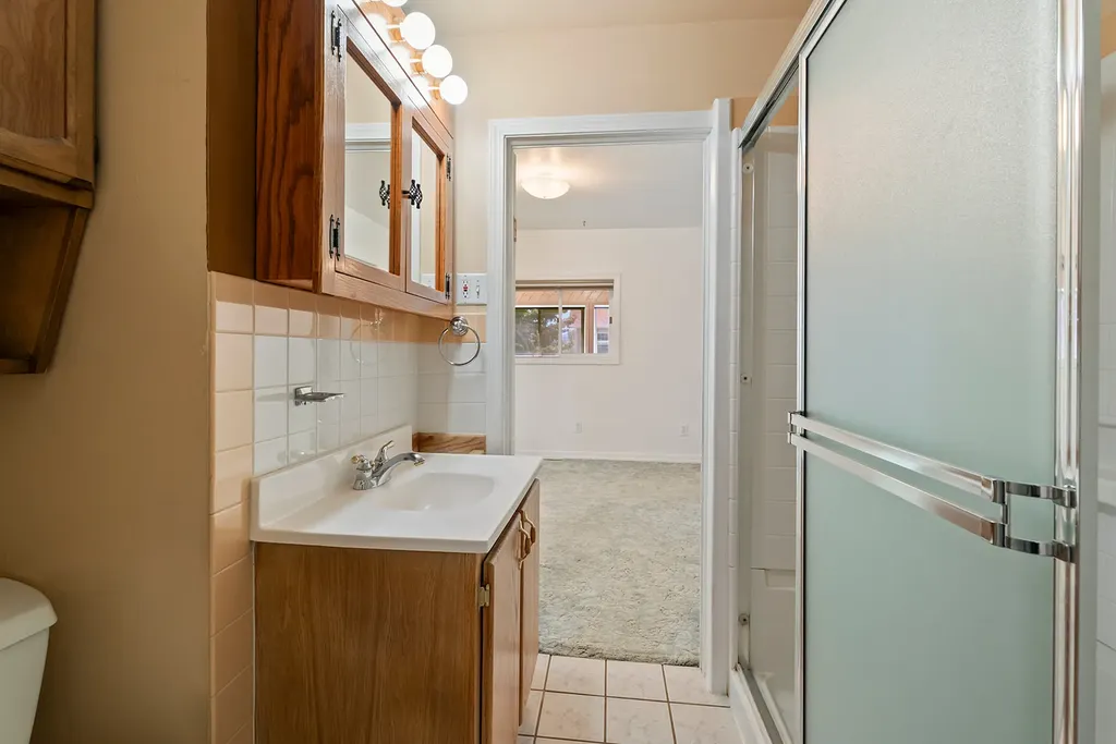 317 S Cleveland Street Boulder MT 59632