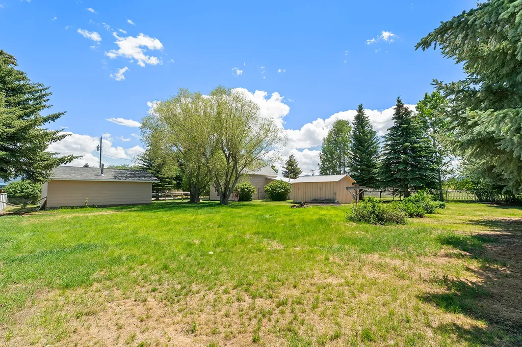 317 S Cleveland Street Boulder MT 59632