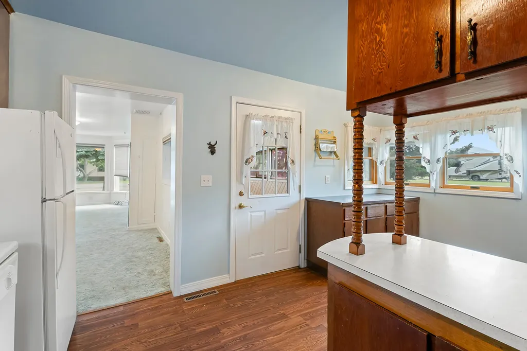 317 S Cleveland Street Boulder MT 59632