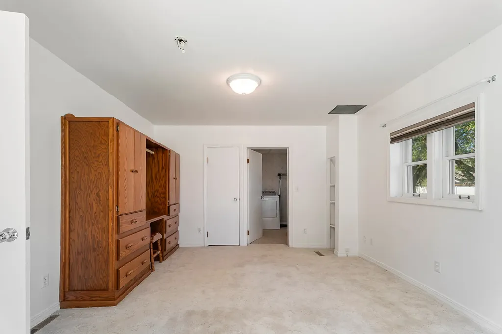 317 S Cleveland Street Boulder MT 59632