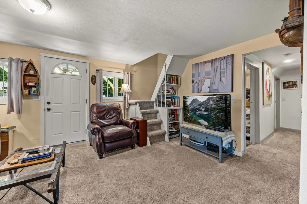1810 1/2 River Road Missoula MT 59801