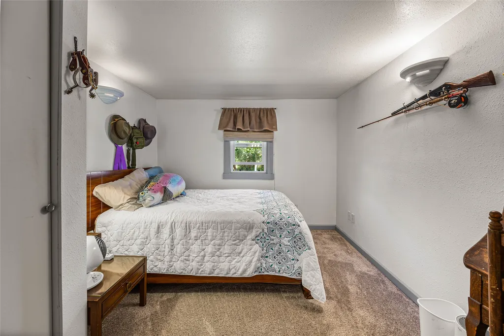 1810 1/2 River Road Missoula MT 59801