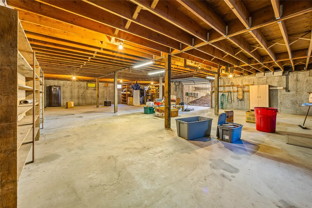 1810 1/2 River Road Missoula MT 59801