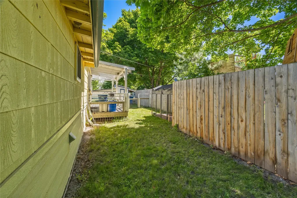 1810 1/2 River Road Missoula MT 59801