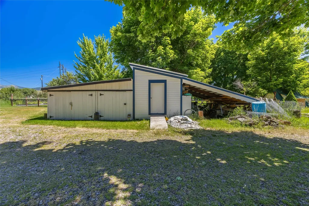 1810 1/2 River Road Missoula MT 59801