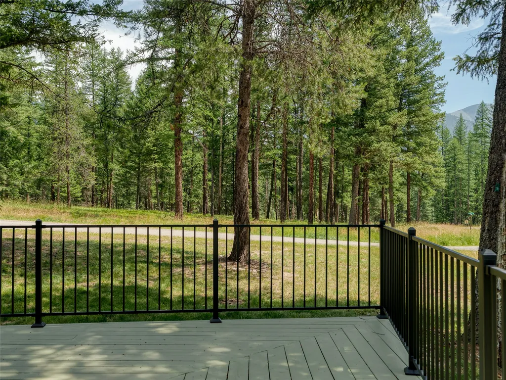 45 Ridge Lane Eureka MT 59917