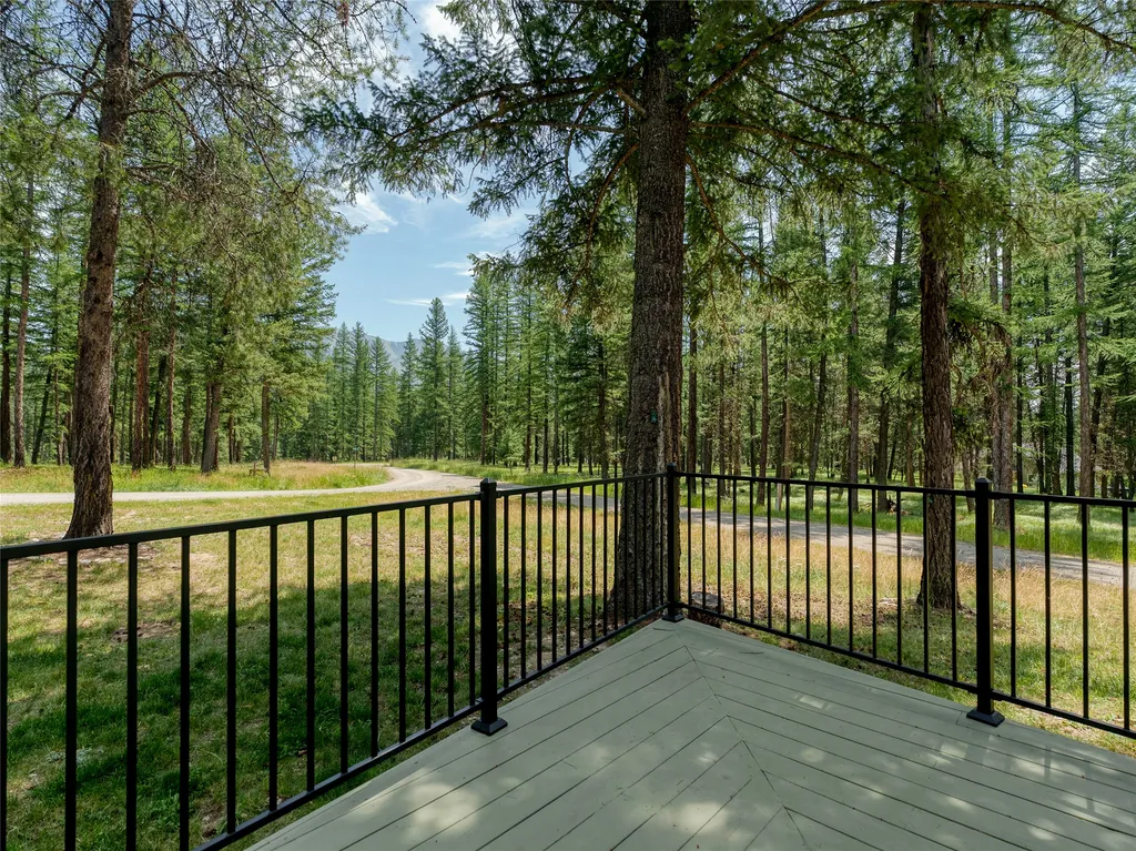 45 Ridge Lane Eureka MT 59917