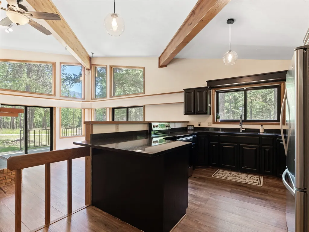 45 Ridge Lane Eureka MT 59917