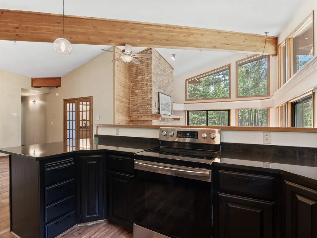 45 Ridge Lane Eureka MT 59917