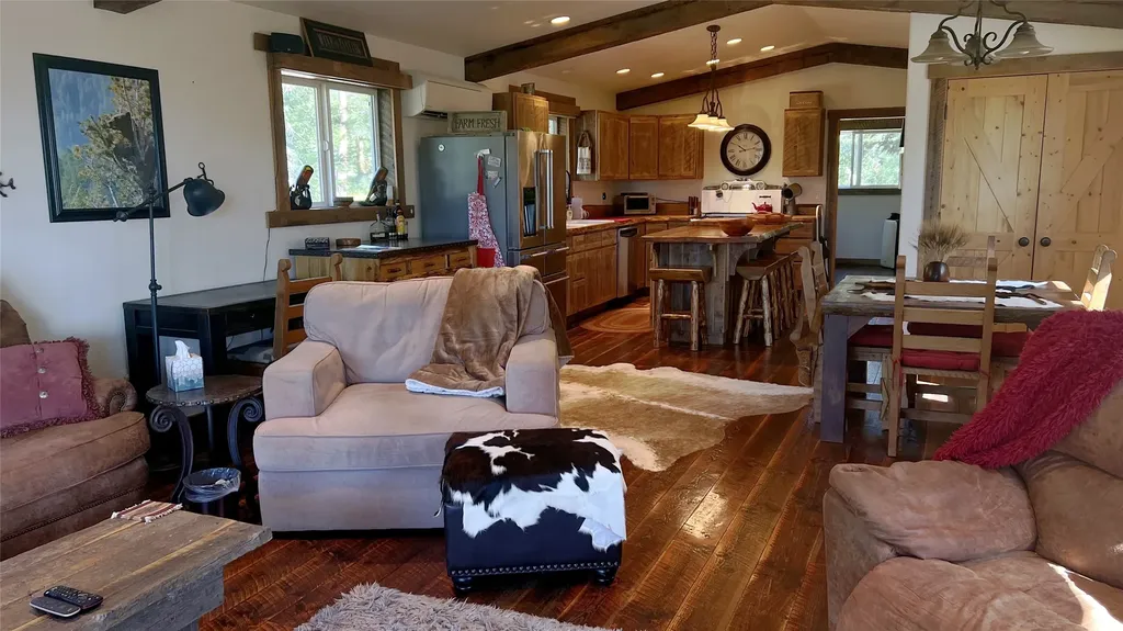 1666 Bear Face Road Victor MT 59875