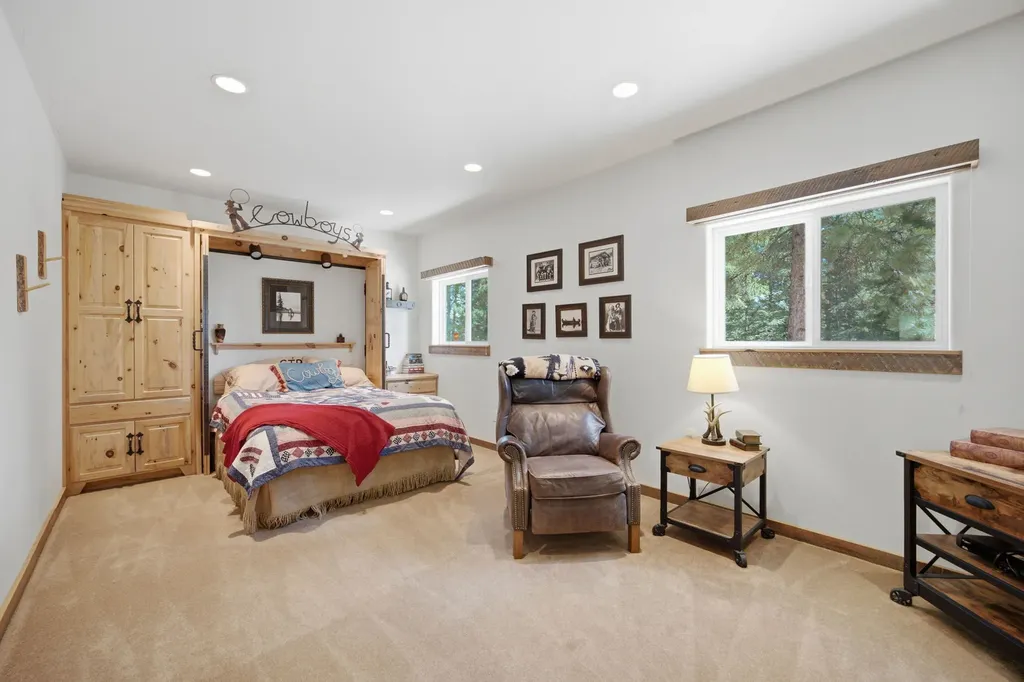 1666 Bear Face Road Victor MT 59875