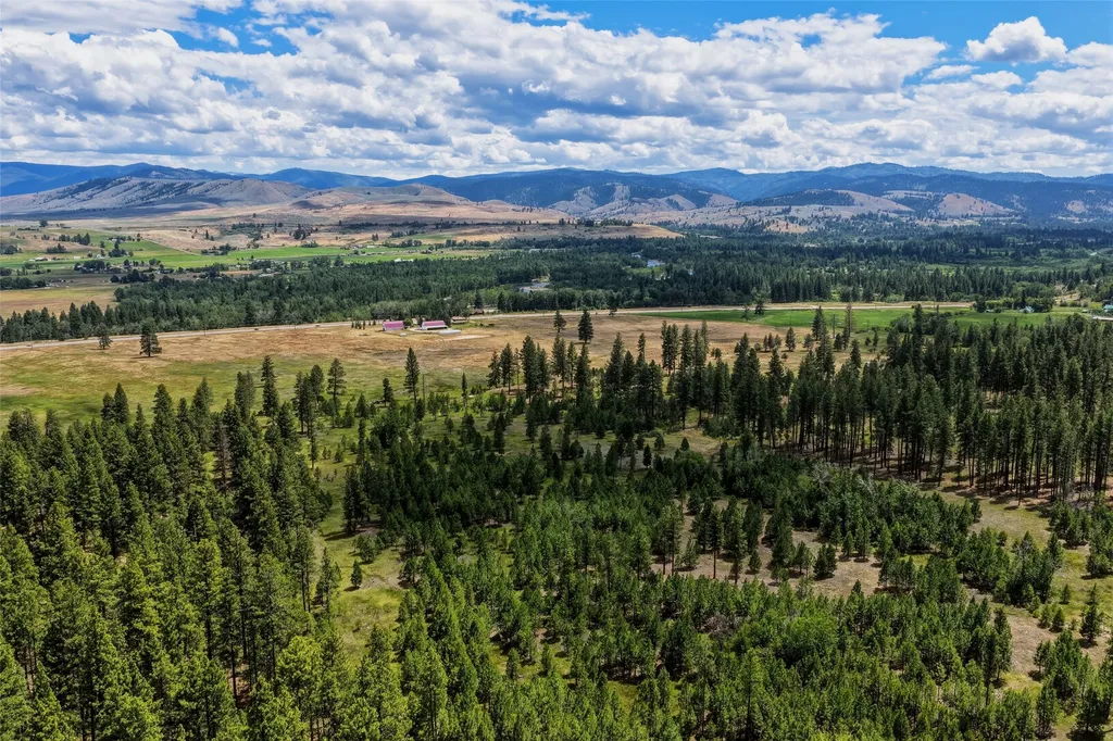 977 Us Highway 93 S Hamilton MT 59840
