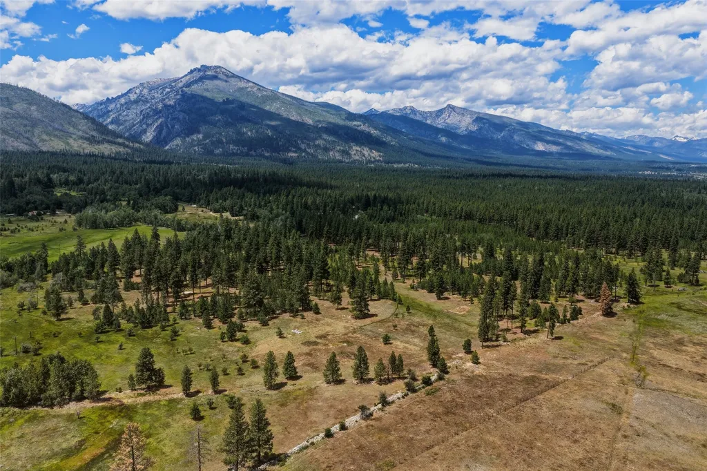 977 Us Highway 93 S Hamilton MT 59840
